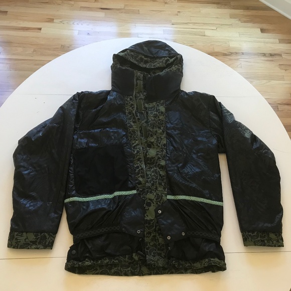 VANS GREEN SKULL CAMO SNOW BOARDING / SKI JACKET - Picture 14 of 16